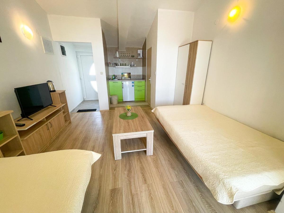 Apartmani Milan Криквеница Екстериор снимка